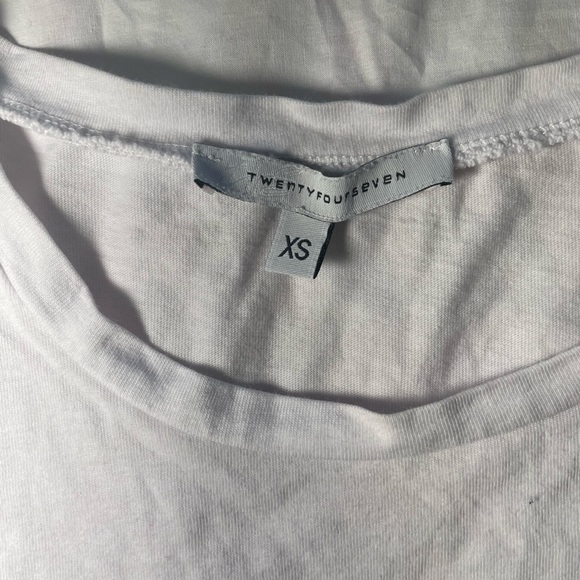 White tiger T-shirt - Picture 3 of 3